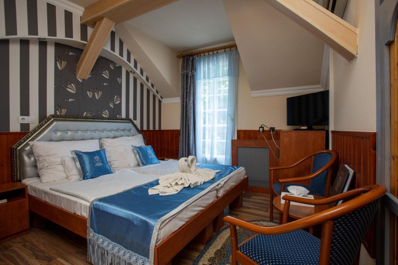 Illes Hotel Szeged Exterior foto